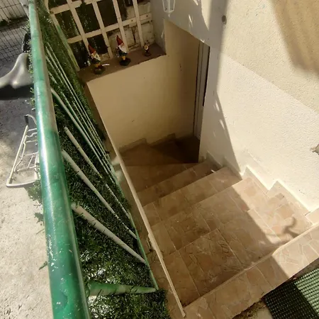 Apartment 2 Pieces Avec Barbecue 5 Minutes Gare Nanterre